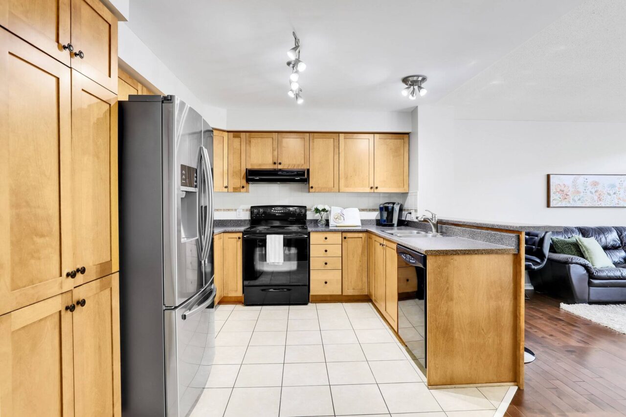 kitchen 2: 25 Abaca - Home in Stittsville