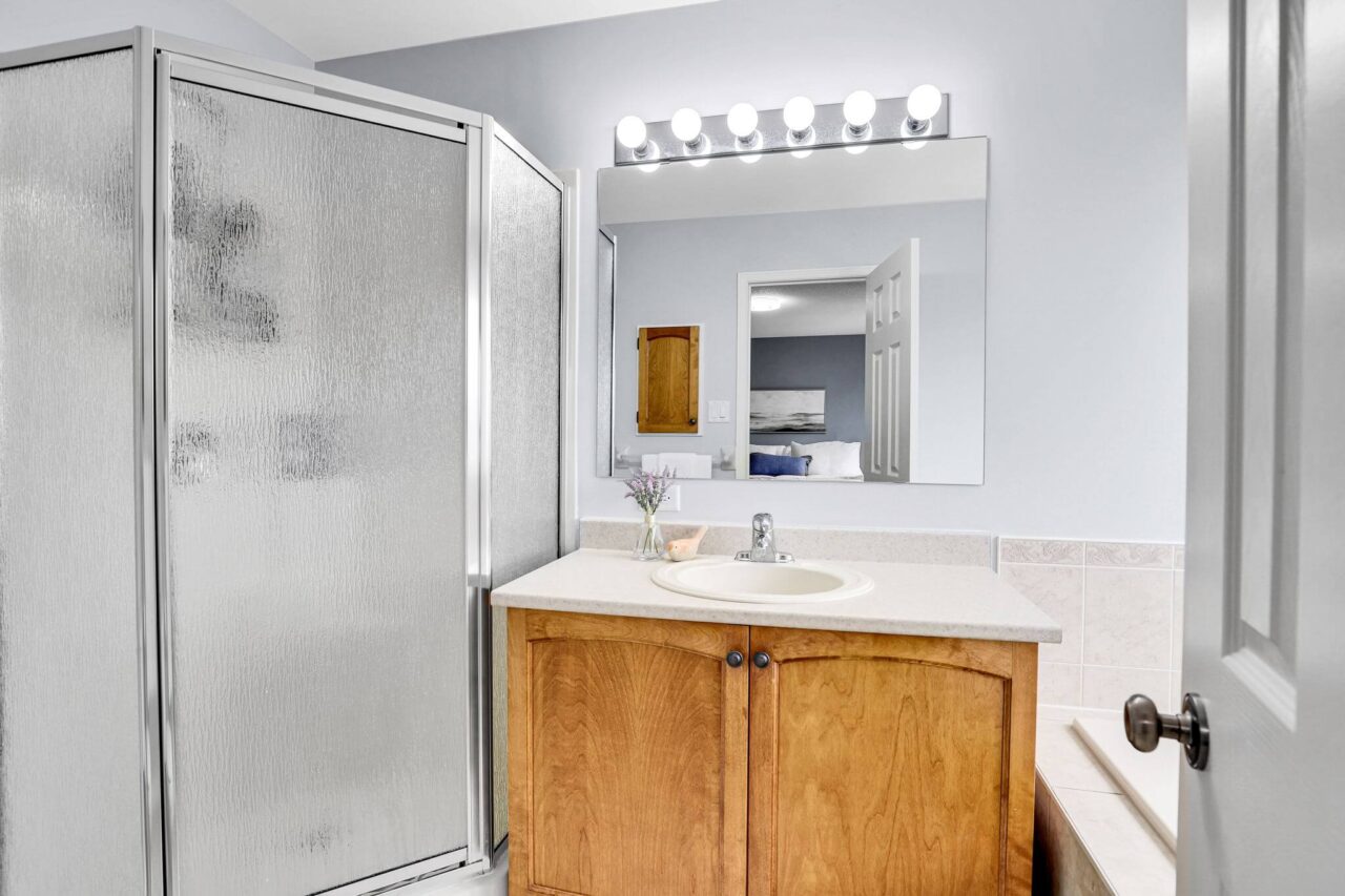ensuite: 25 Abaca - Home in Stittsville