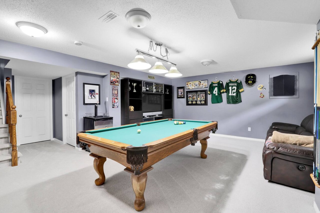 rec room 2: 25 Abaca - Home in Stittsville