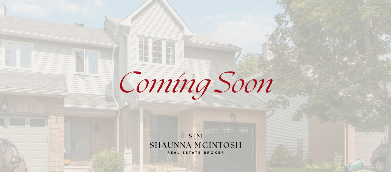 1473 Briarfield Crescent 3-bedroom end-unit townhome for rent in Fallingbrook, Orléans with attached garage and private front entrance